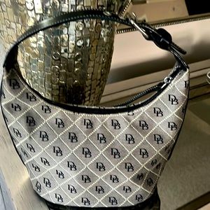 Dooney & Bourke Handbag